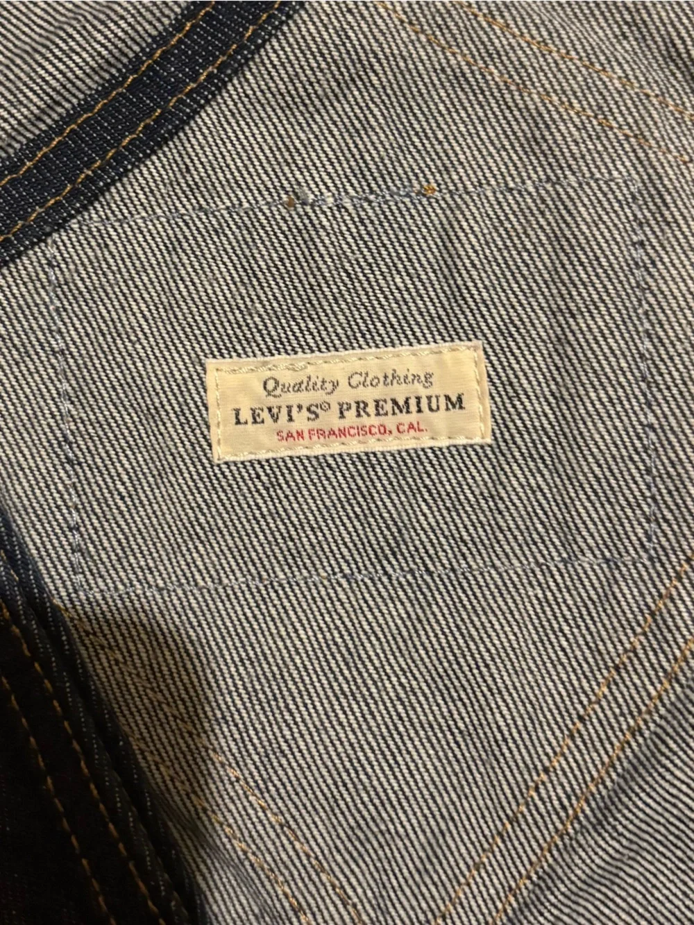 LEVI'S® X SUPER MARIO OVERALLS NINTENDO XS
